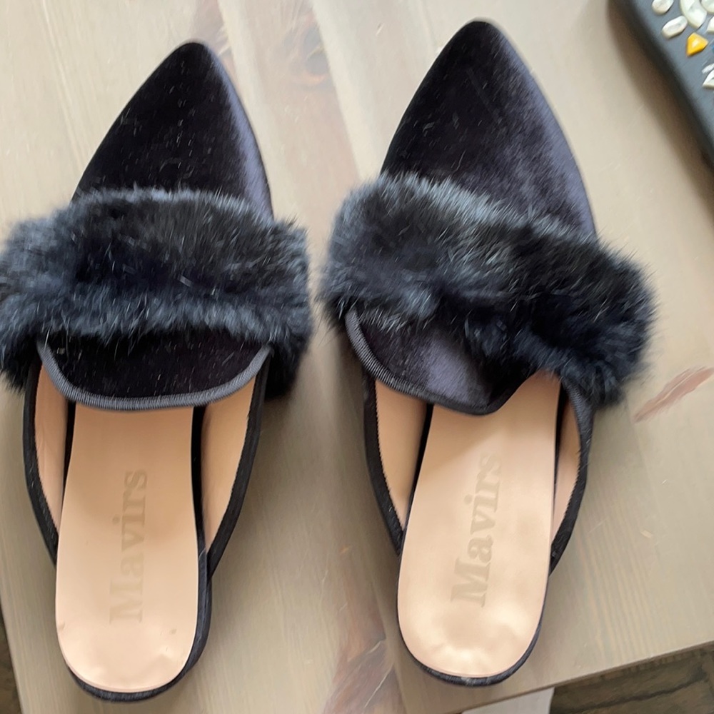 Velvet slides/ fur